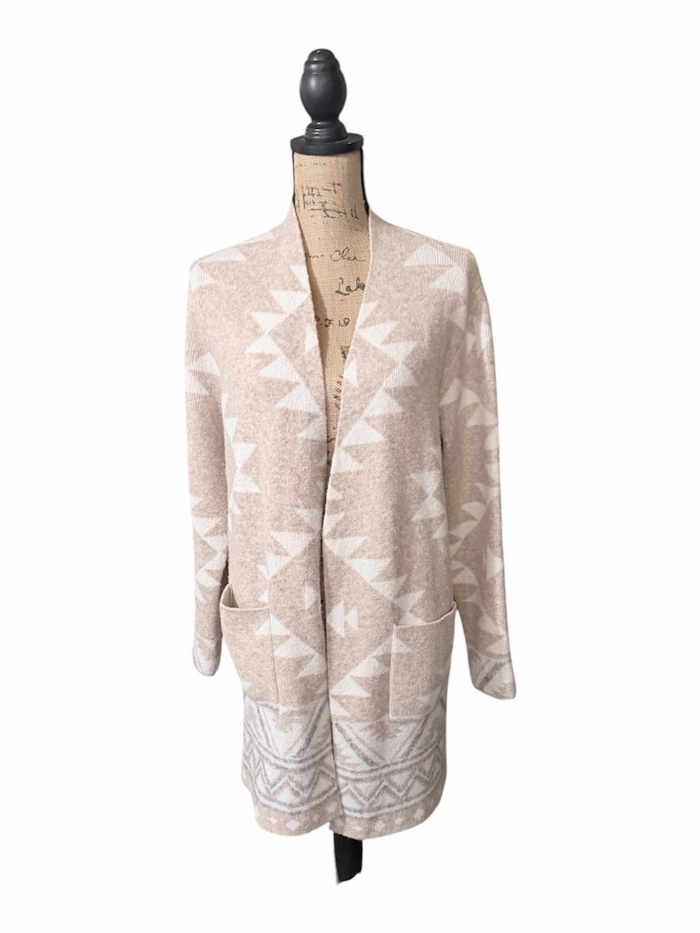 Frye Beige and White Geometric Open-Front Cardigan